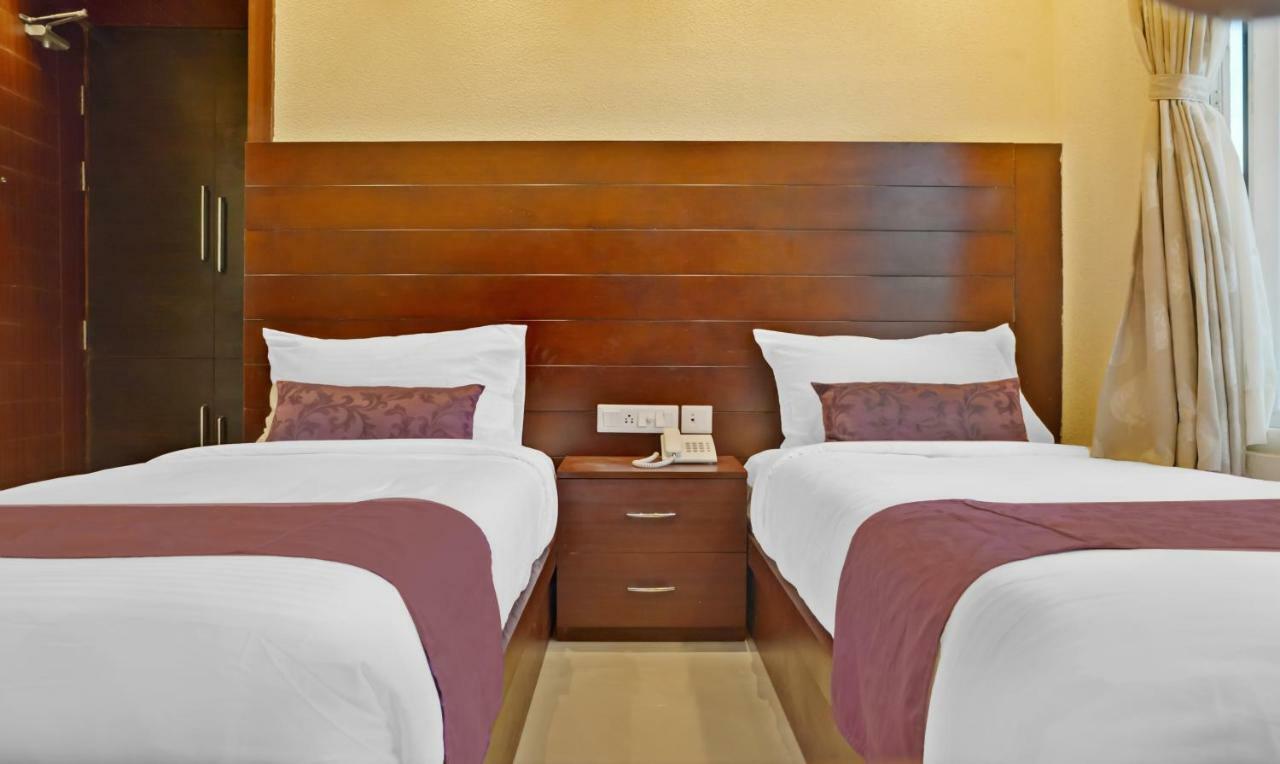Hotel Treebo Premium The Crystal Kolkata