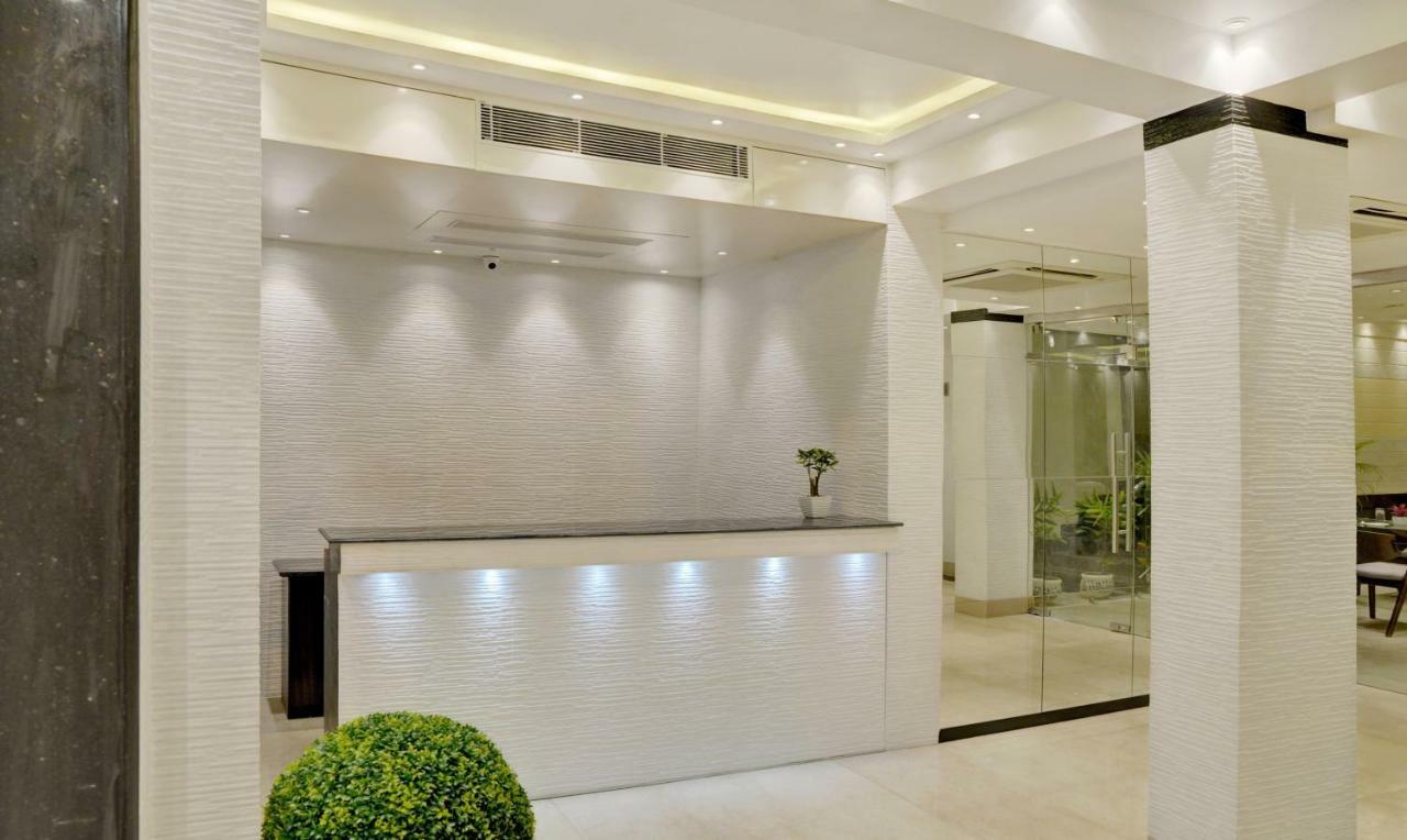 Treebo Premium The Crystal 4* Kolkata